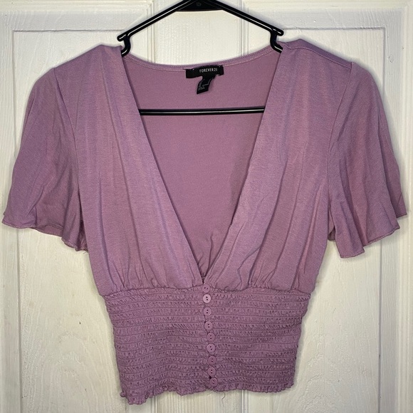 V neck purple cropped top with buttons / size M - Picture 2 of 7